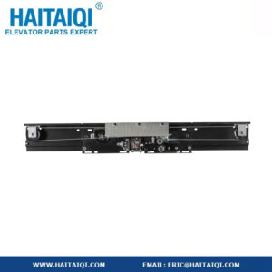 CM01 center opening landing door device